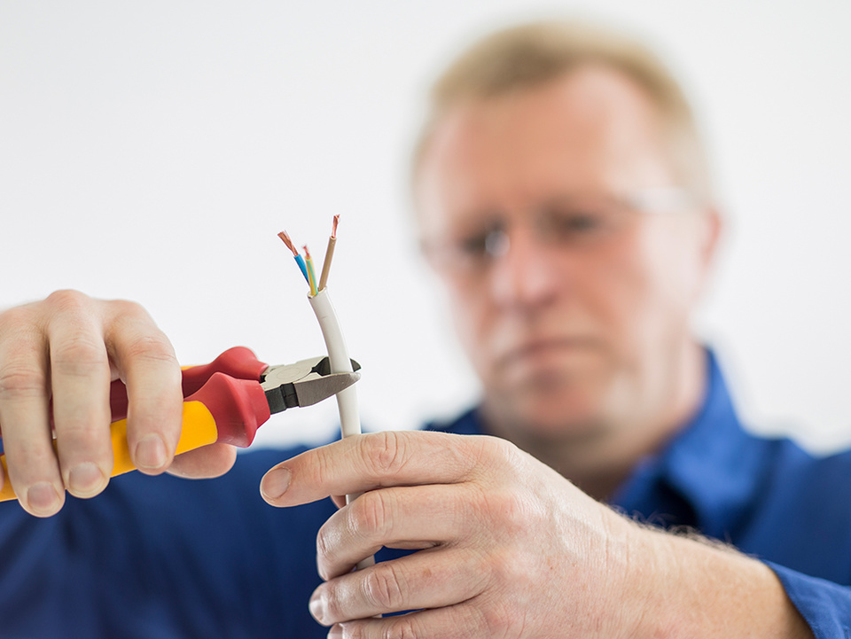 C F021729 bei Elektrotechnik Thomas Bender in Heideck